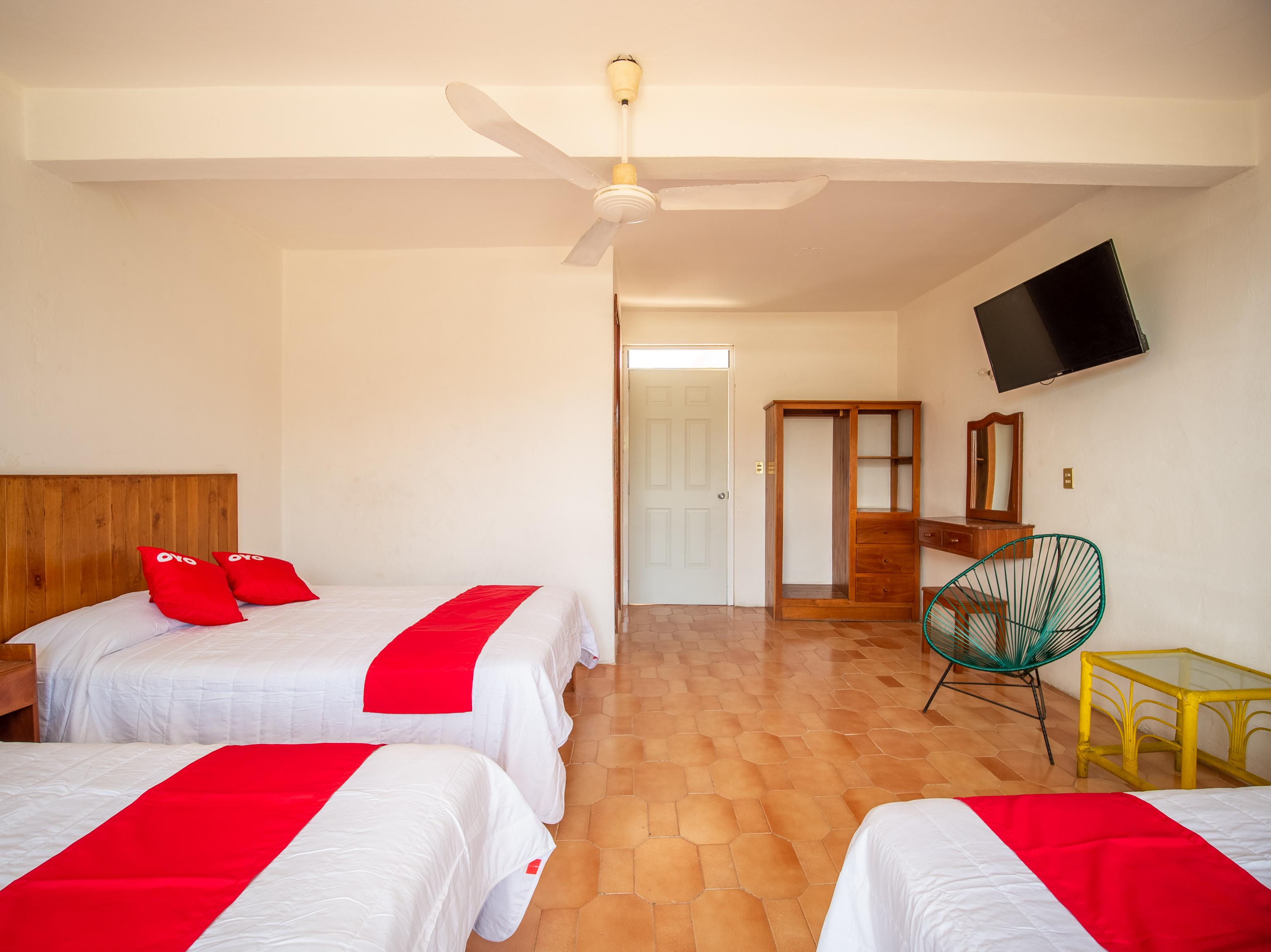 Oyo Hotel Arena Surf, Puerto Escondido Bagian luar foto
